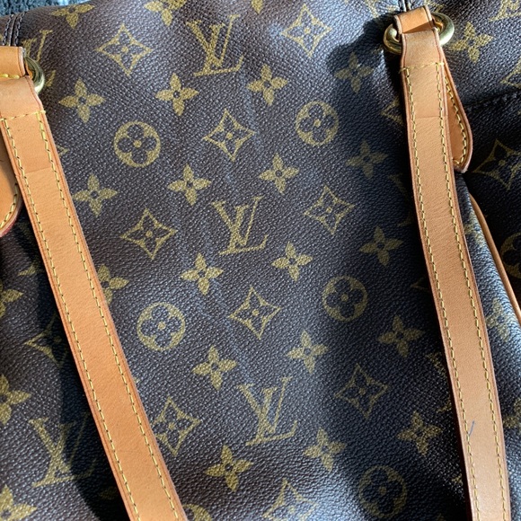 Louis Vuitton Totally MM Handbag - Picture 6 of 7